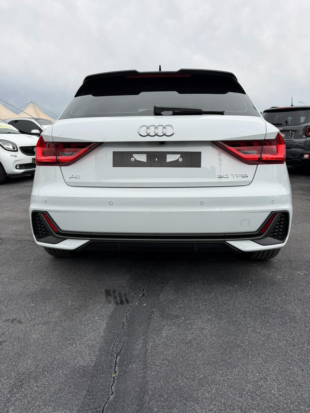 Audi A1 SPB 30 TFSI S line edition 06/2023