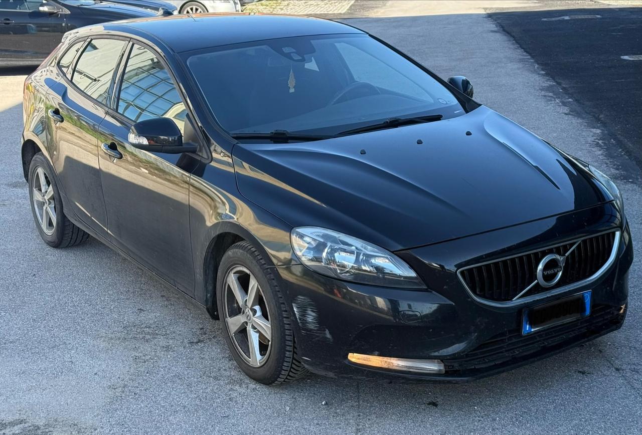 Volvo V40 D3 Momentum