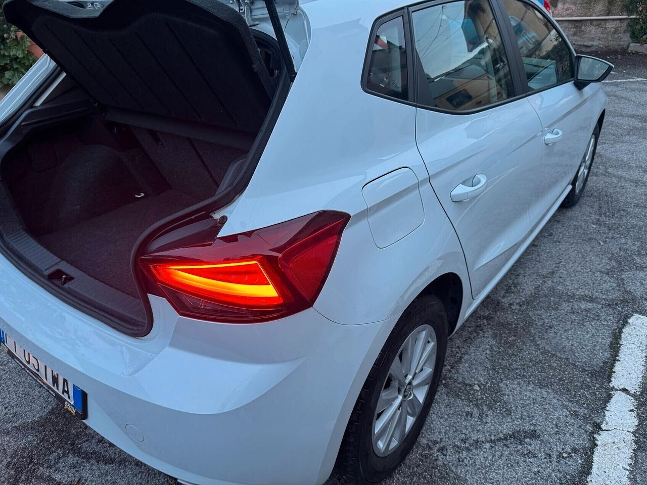 Seat Ibiza 1.0 TGI 5 porte