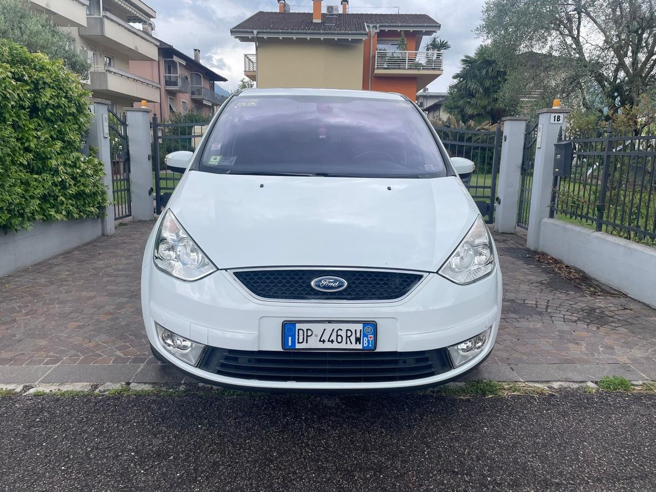 Ford Galaxy Galaxy