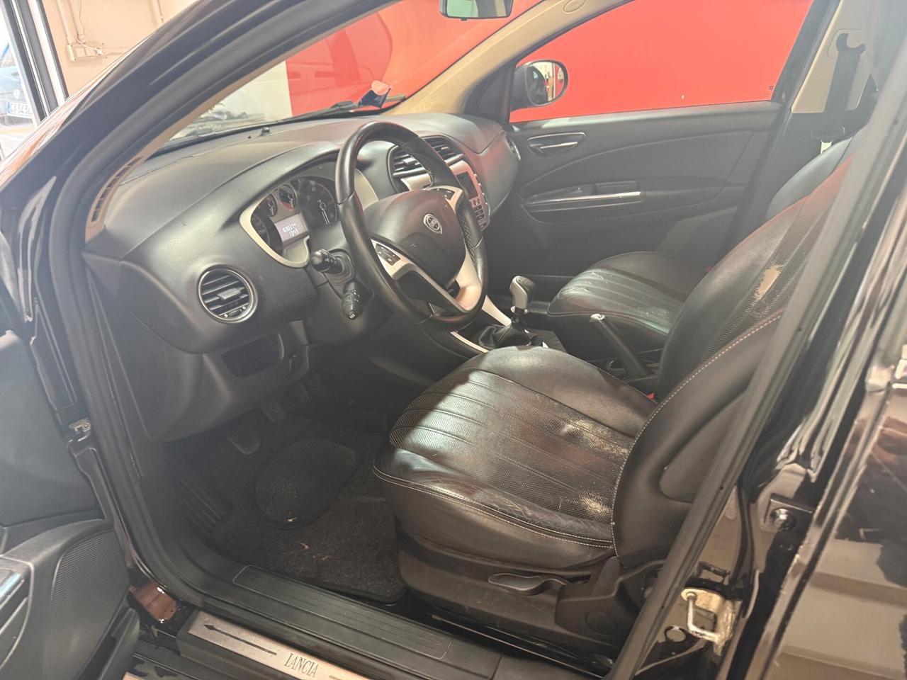 Lancia Delta 1.6 MJT DPF Gold