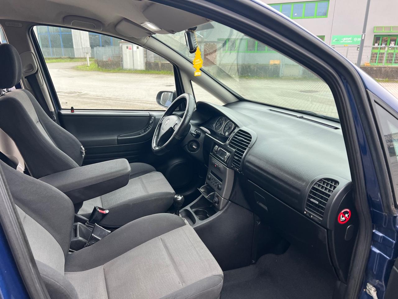 Opel Zafira 2.0 16V DTI cat Elegance