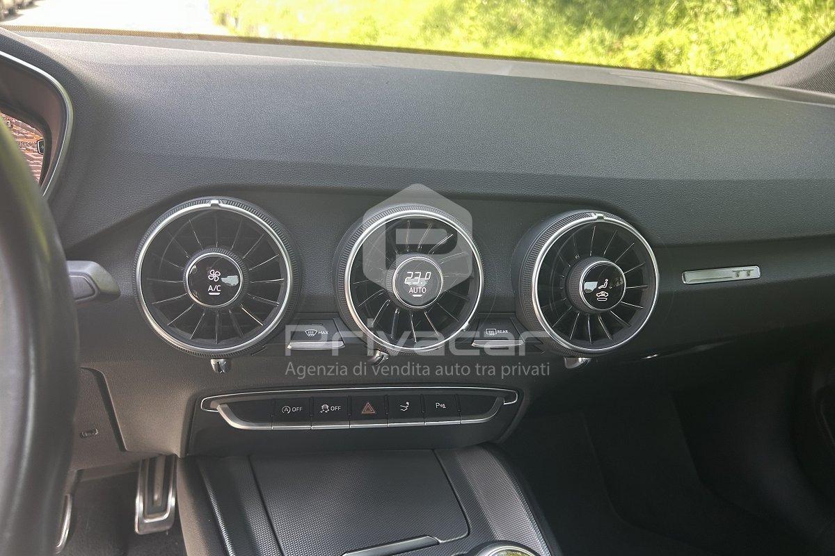 AUDI TT Coupé 2.0 TDI ultra Design