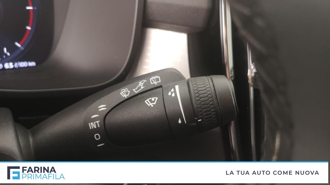 VOLVO XC40 - XC40 2.0 d3 Momentum Pro my21