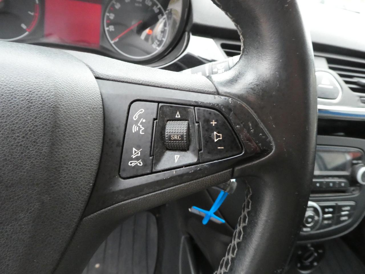 Opel Corsa 1.4 90CV GPL Tech 5 porte OK NEOPATENTATI