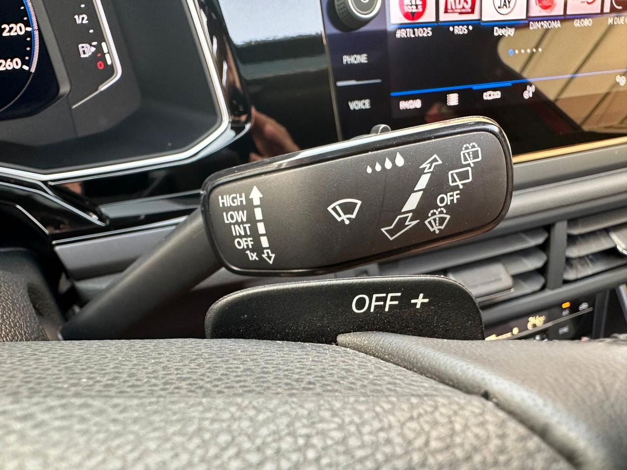Taigo 1.0 TSI 110 CV DSG R-Line