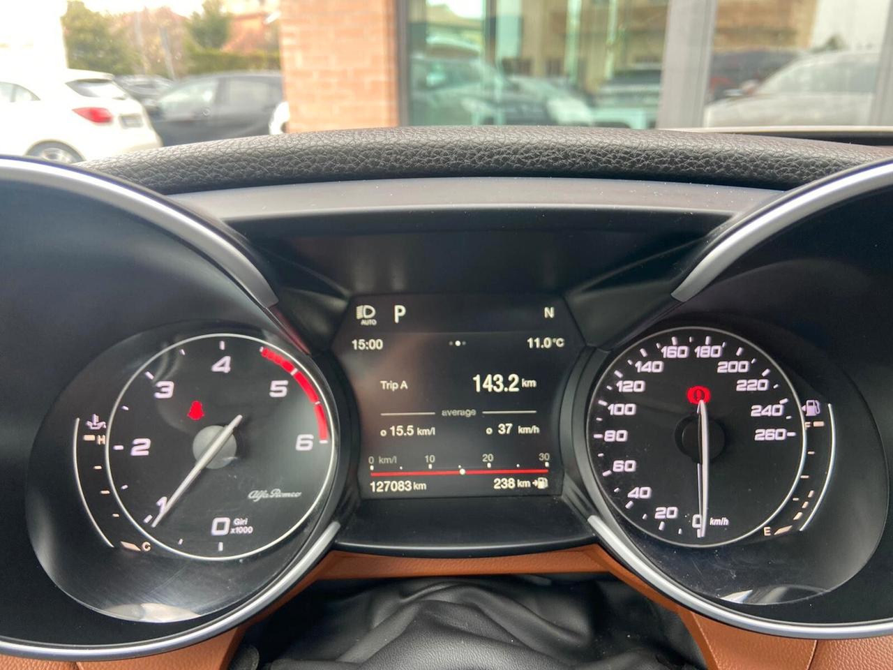 Alfa Romeo Giulia 2.2