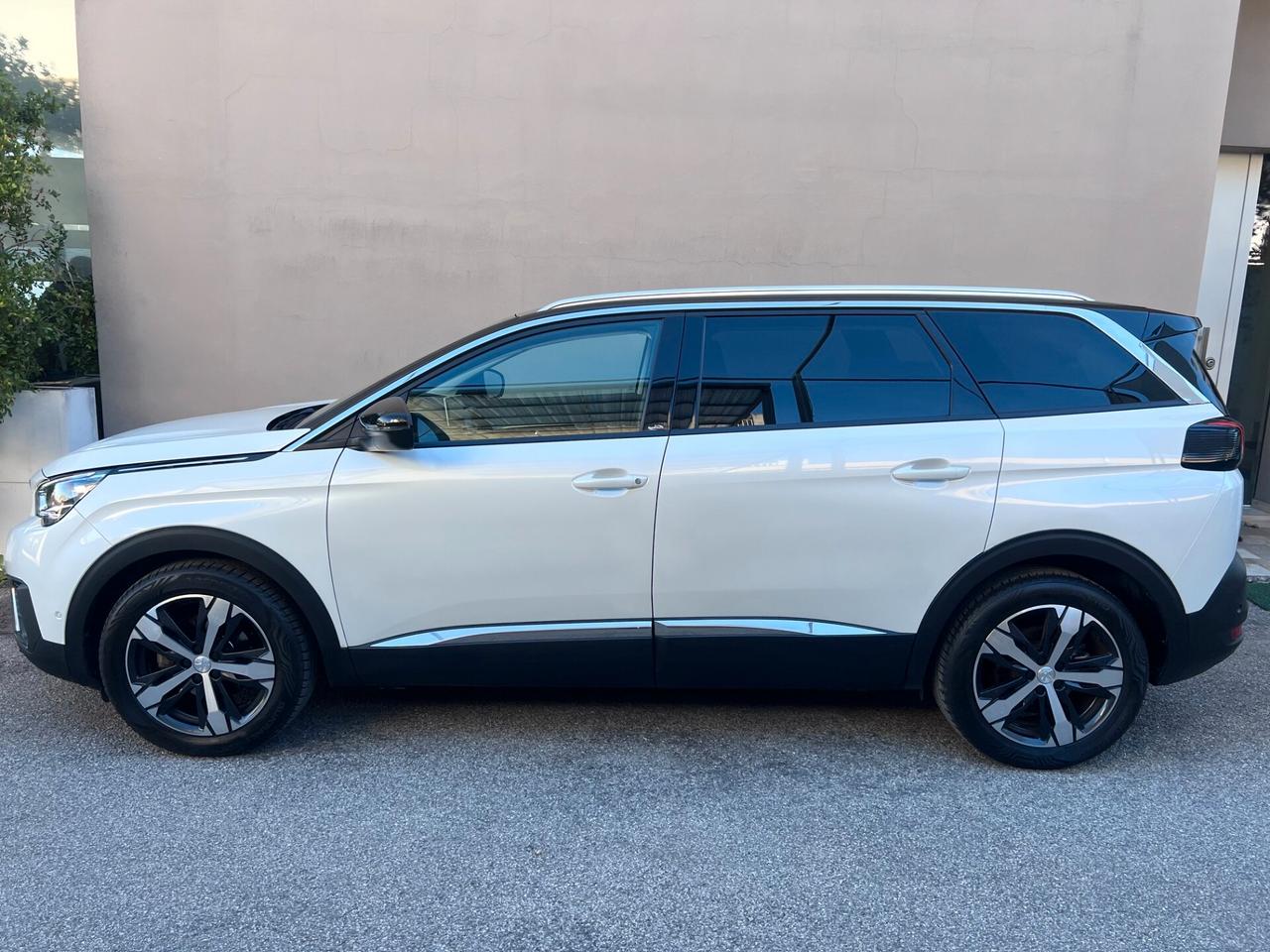Peugeot 5008 1.5 130cv eat8 bluehdi Allure 7 POSTI LED/CAMERA PERFETTA!