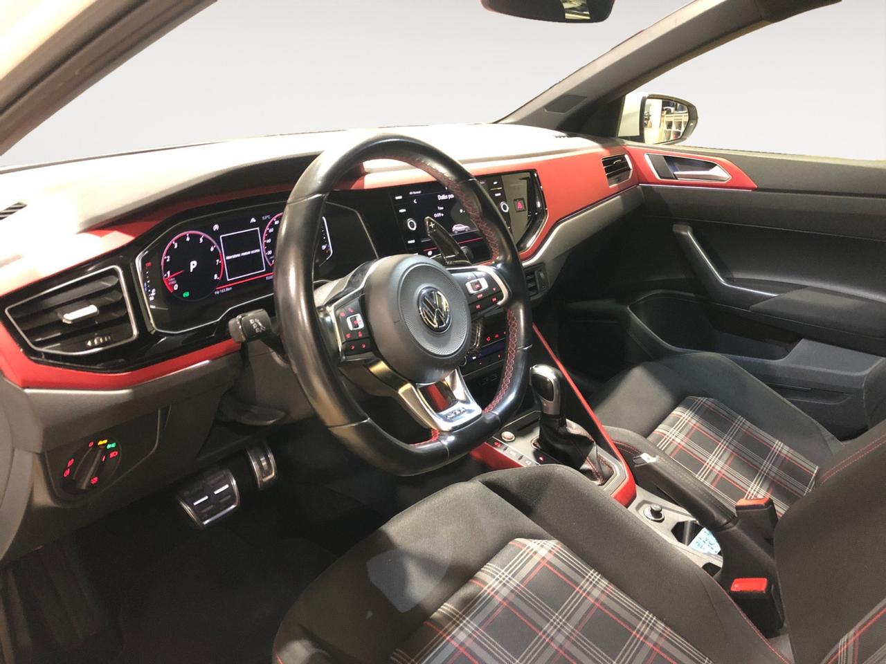 Volkswagen Polo 5p 2.0 tsi GTI 200cv dsg