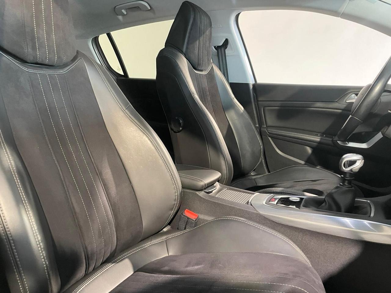 Peugeot 308 BlueHDi 120 S&S Allure