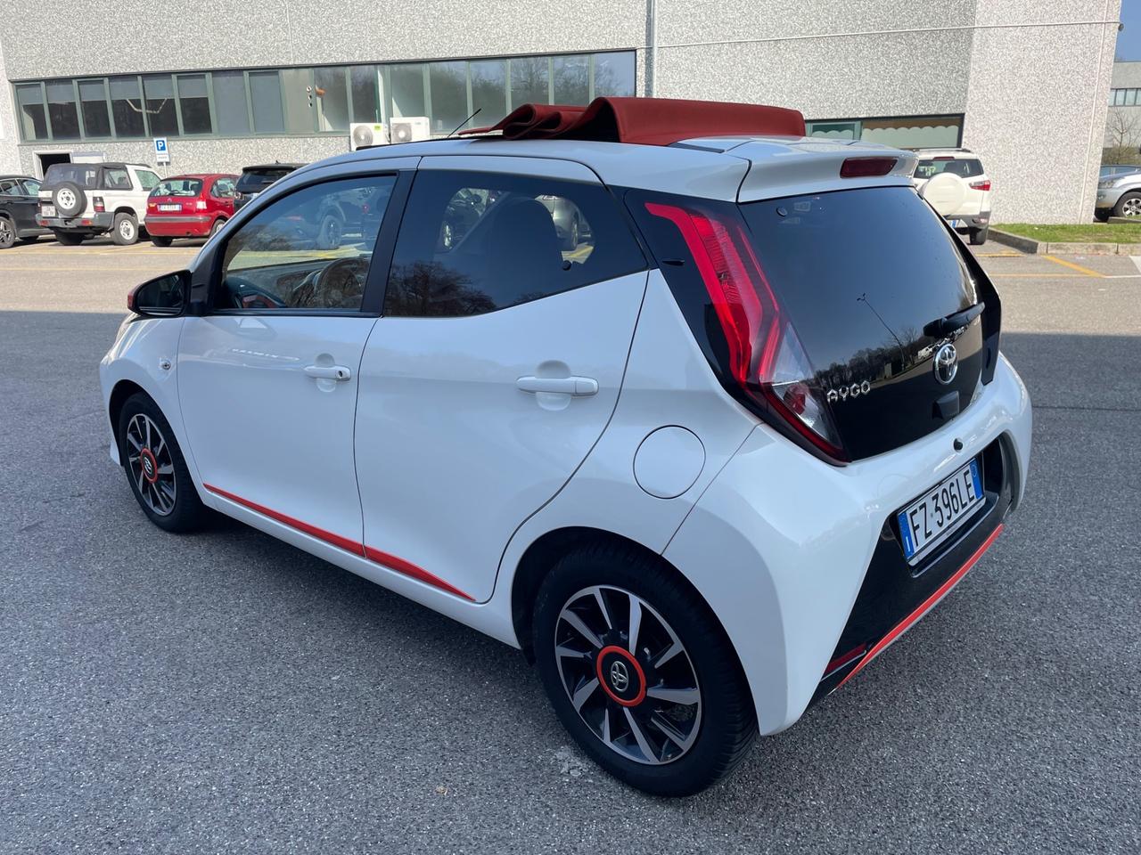 Toyota Aygo Connect 1.0 VVT-i 72 CV 5 porte*Cabrio*Solo 97000km*