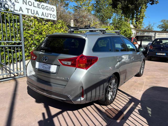 TOYOTA Auris 1.8 Hybrid Executive - UNIOPRO