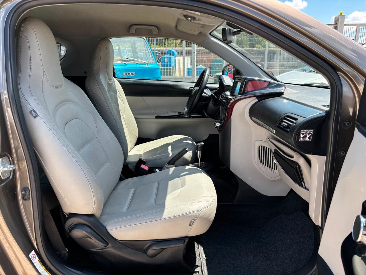 Toyota iQ 1.0 CVT Lounge