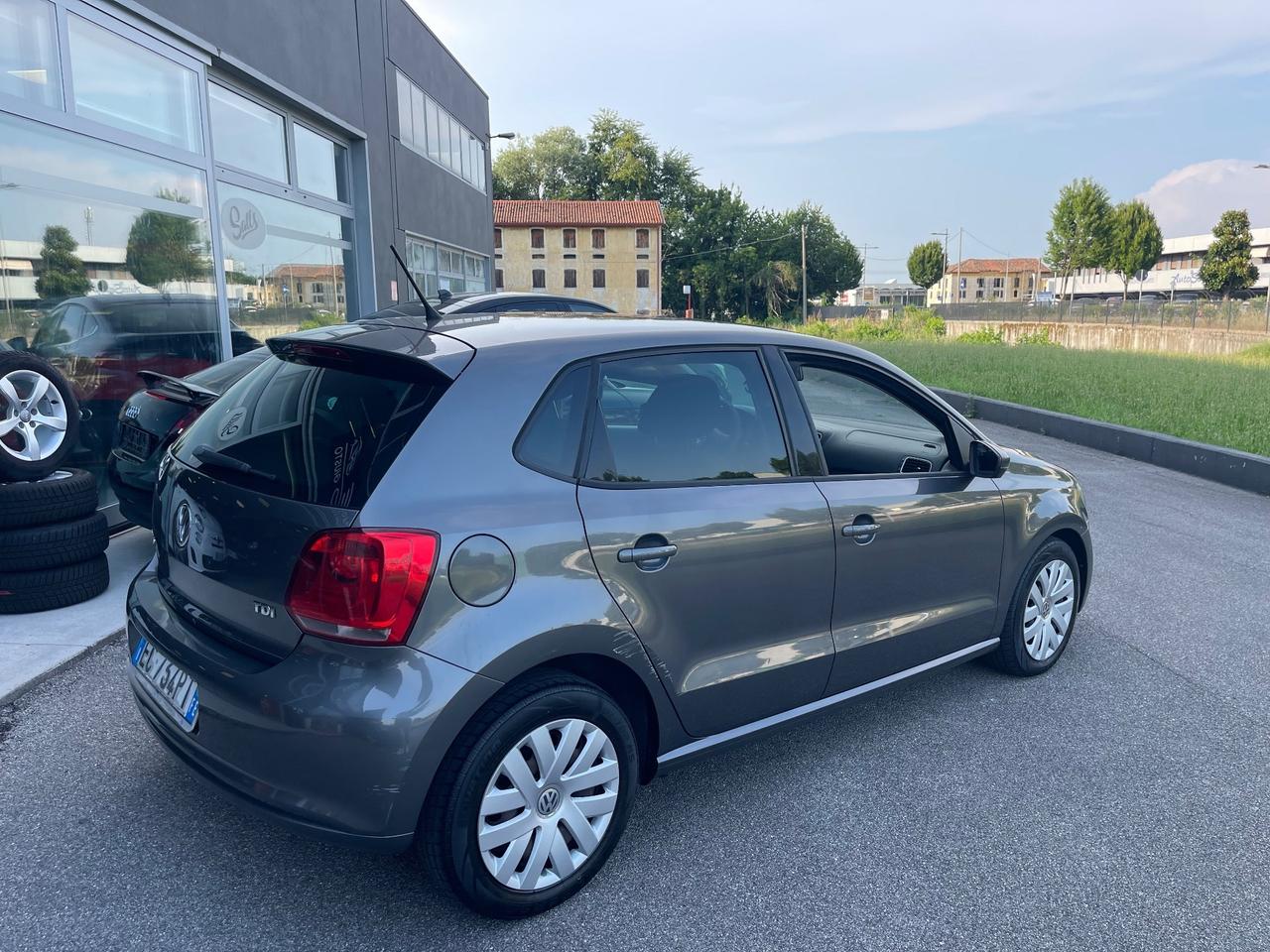 Volkswagen Polo 1.6 TDI 90CV DPF 5 porte Comfortline Neopatentati