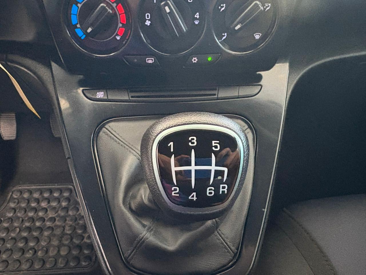 Lancia Ypsilon 1.0 FireFly 5 porte S&S Hybrid Gold Plus