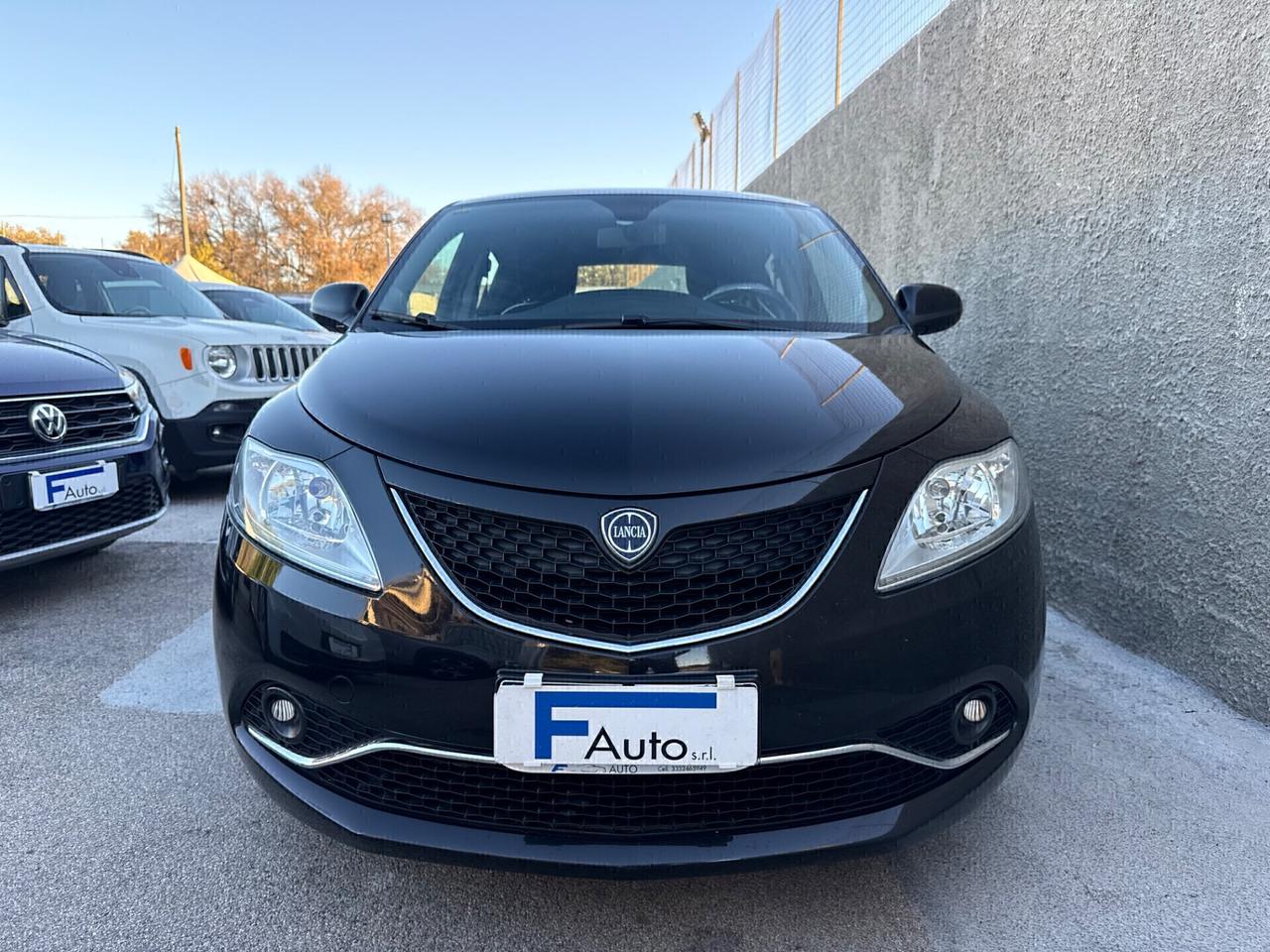 Lancia Ypsilon 1.3 MJT 95CV EURO6,Navigatore,Climatronic,Alcantara,Comandi al volante,ecc.
