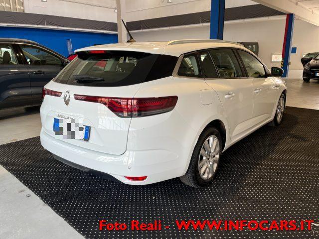 RENAULT Megane Sporter Blue dCi 115 CV Business AUTOCARRO N1
