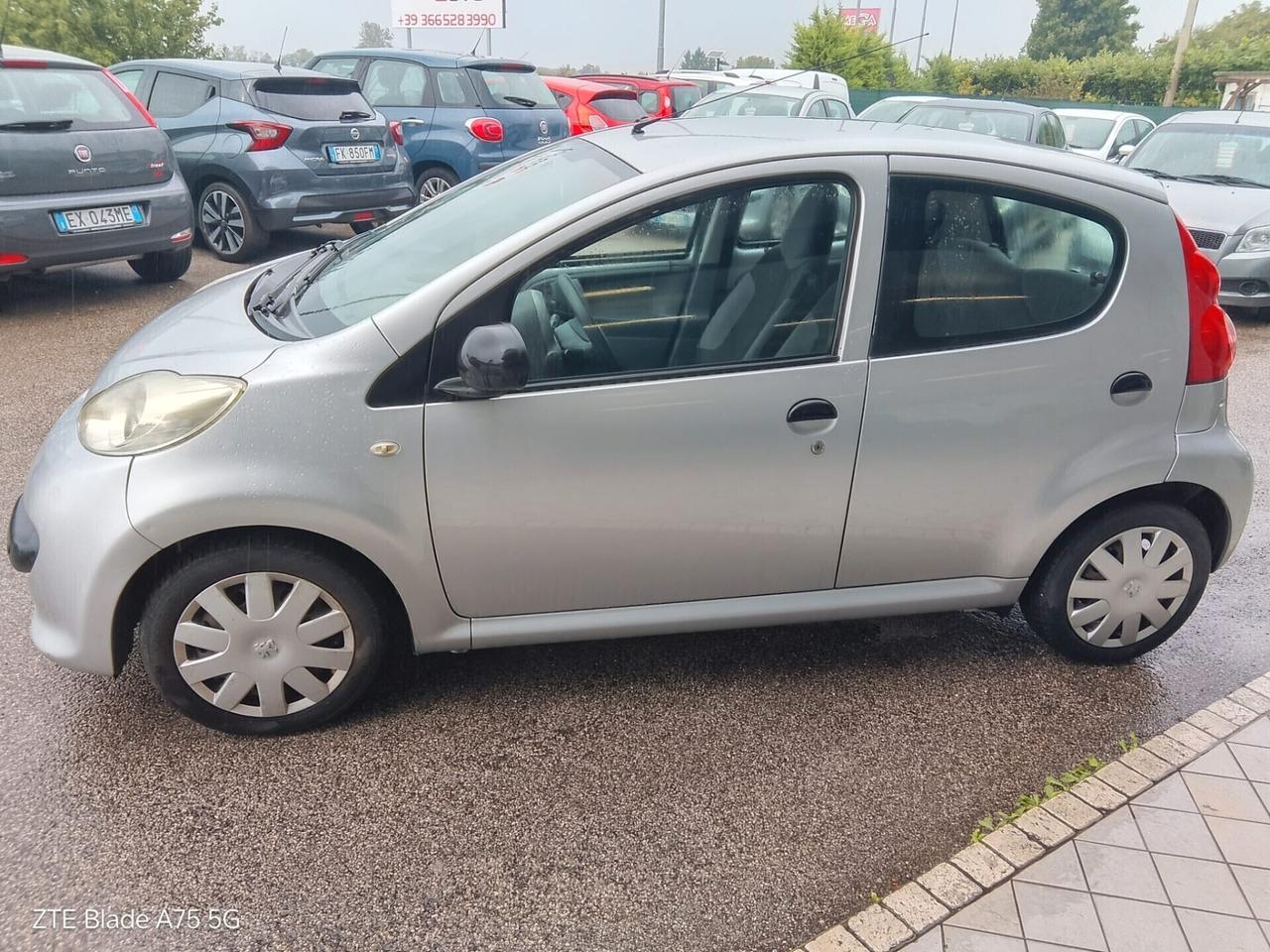 Peugeot 107 1.0 Benzina Neopatentati