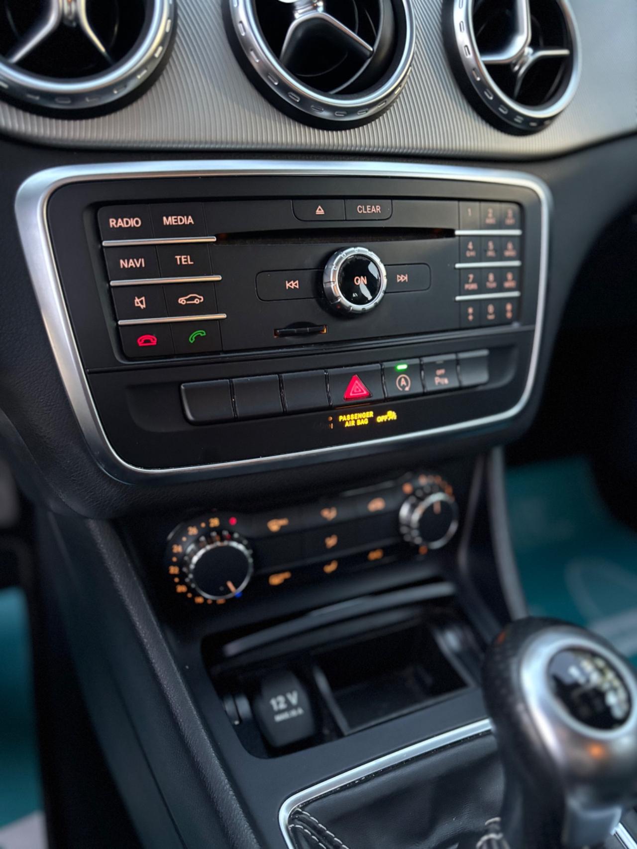 Mercedes-benz GLA 200 d Sport 2016