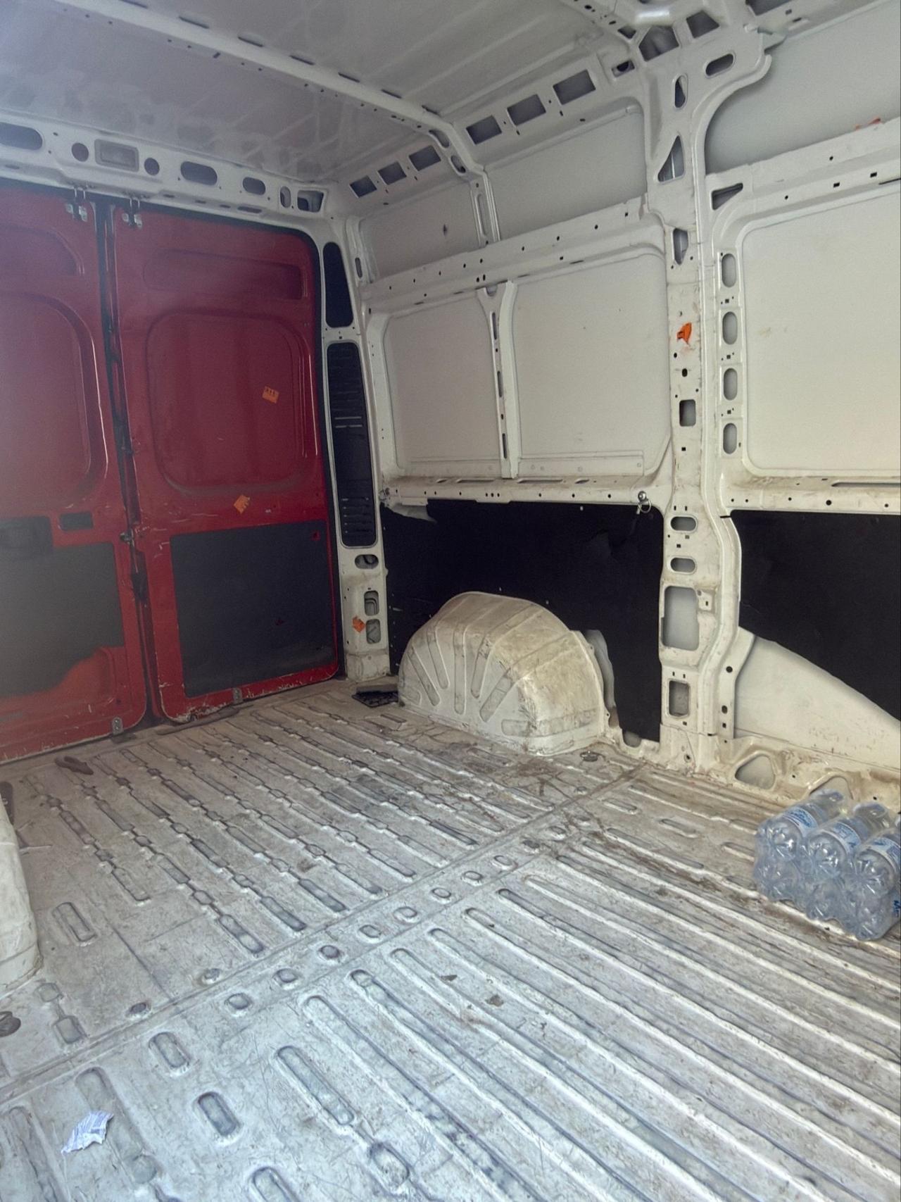 Peugeot Boxer 333 2.2 BlueHDi 140 S&S PLM-TM Furgone