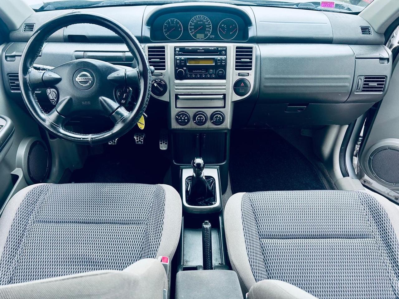 Nissan X-Trail 2.2 dCi Elegance