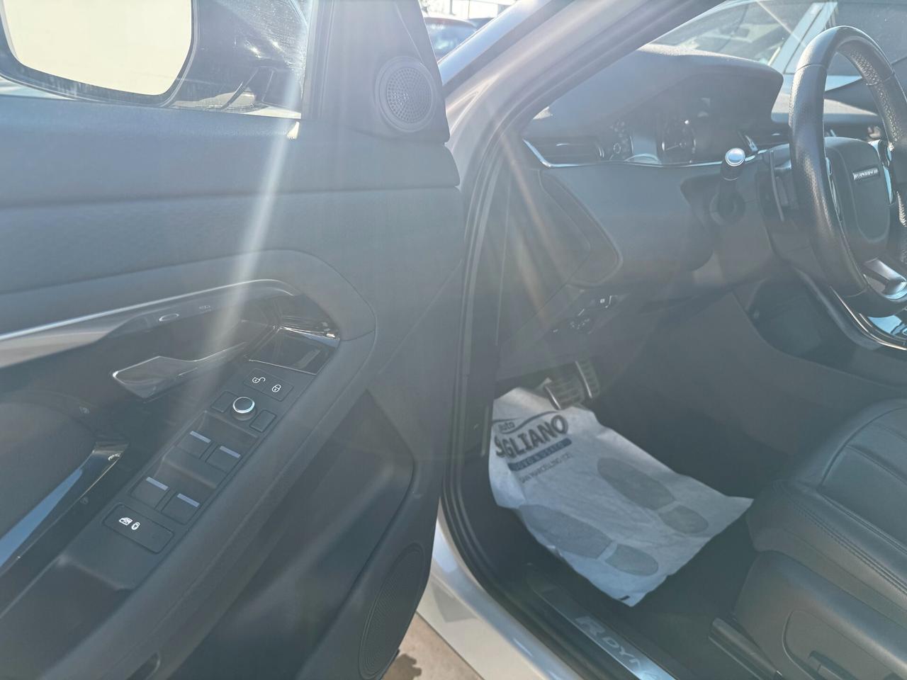 Land Rover Range Evoque 2.0D I4-L.Flw 150 CV AWD Auto R-Dynamic