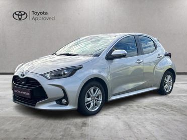 Toyota Yaris 1.5 hybrid Active