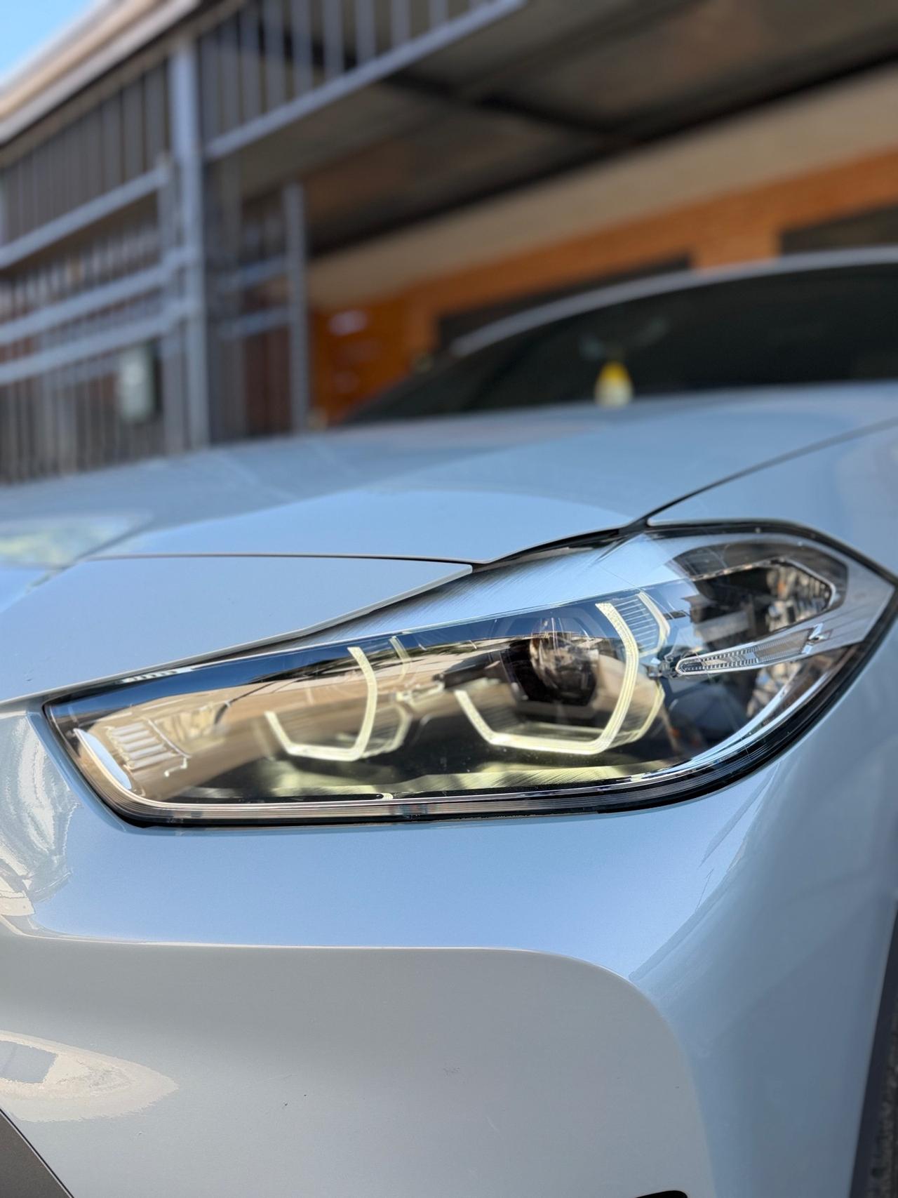 Bmw X2 sDrive18d Goldplay Edition