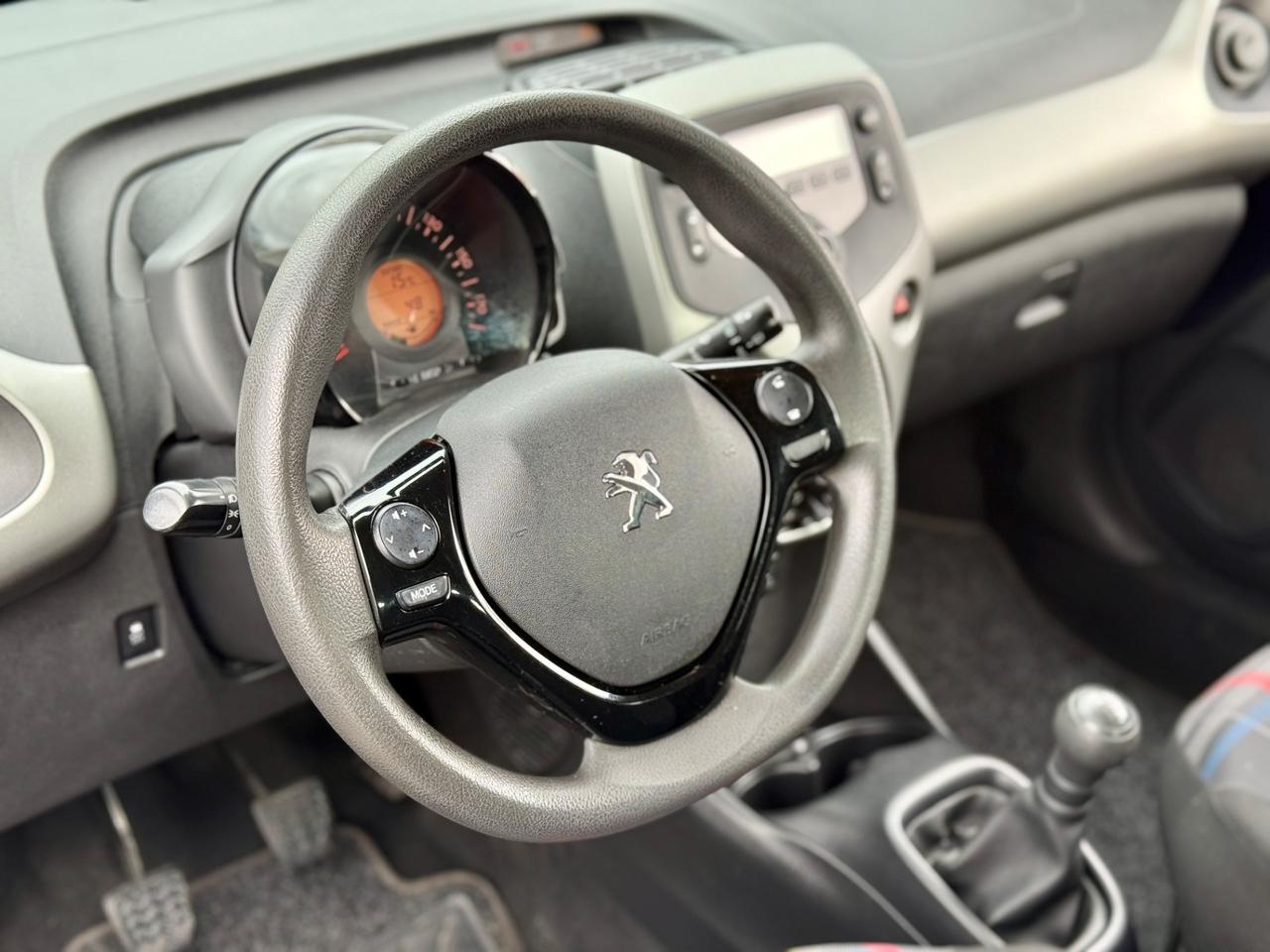 Peugeot 108 VTi 68 5 porte Allure 2016 104.000KM