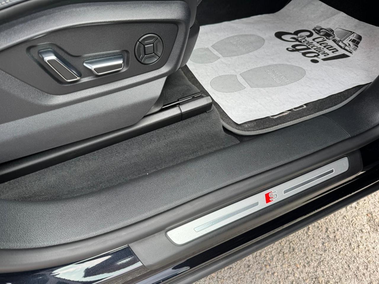 Audi Q8 50 TDI 286 CV quattro tiptronic Sline garanzia
