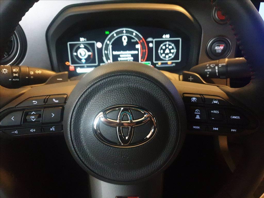TOYOTA GR Yaris 1.6 Circuit dat-8 del 2025