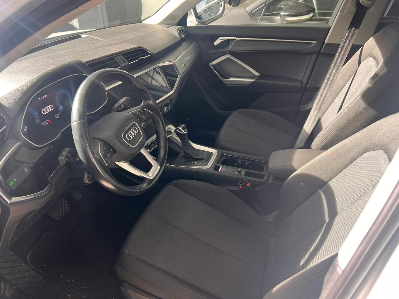 Audi Q3 35 TDI S tronic line edition