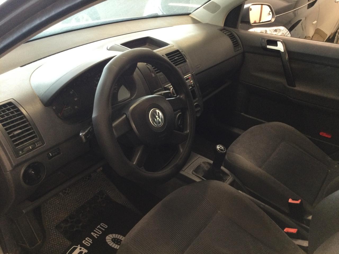 Volkswagen Polo 1.2/64CV 12V 5p. Trendline