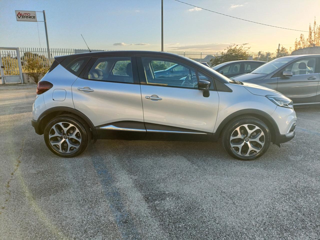 Renault Captur 1.5 dCi 90 CV Energy Intens FAR LED