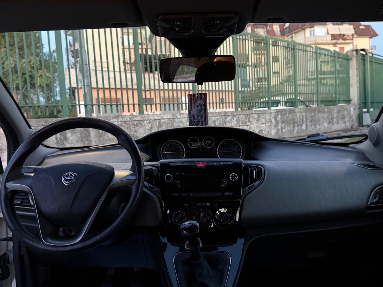Lancia Ypsilon ECOCHIC