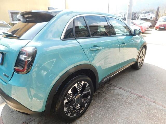 Fiat 600 Hybrid 100 CV DCT MHEV La Prima