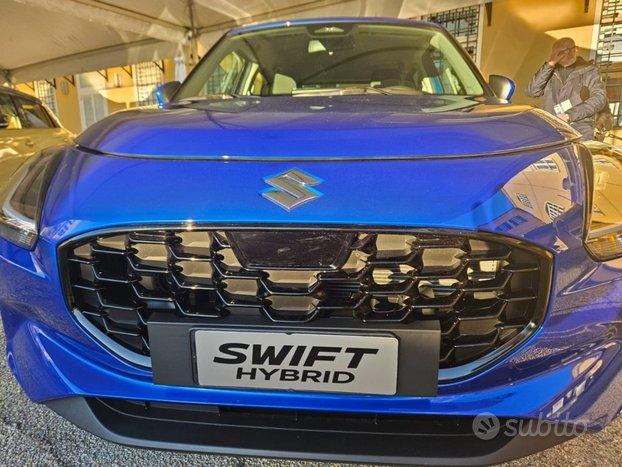 SUZUKI Swift 1.2 TOP HYBRID pronta consegna