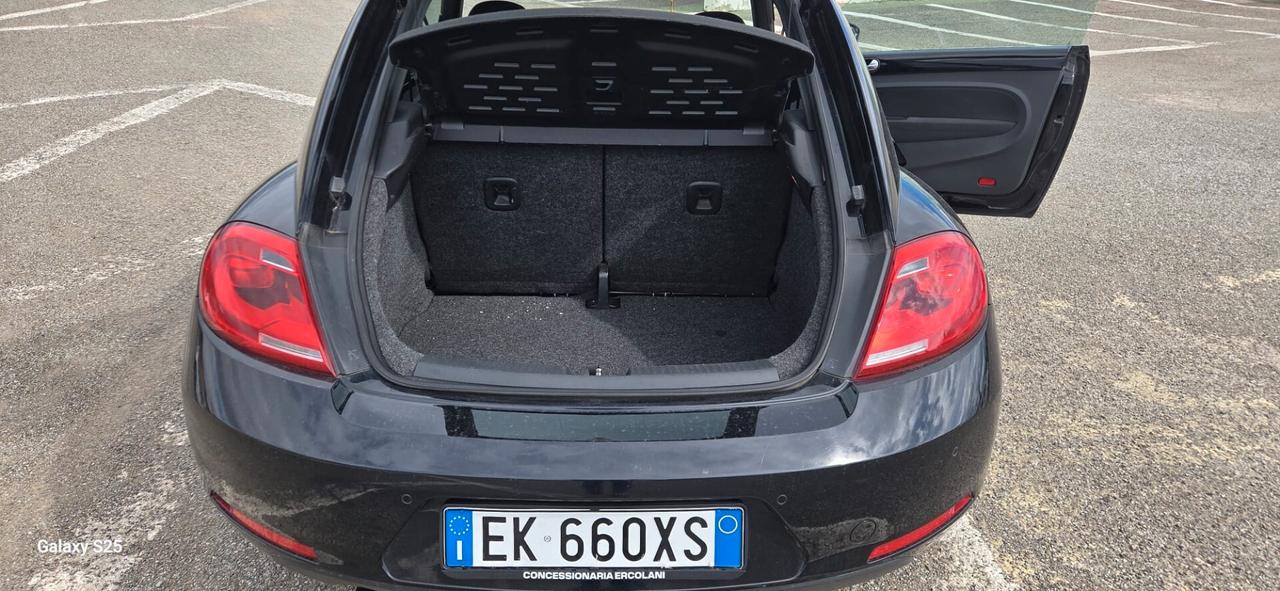 Volkswagen Maggiolino 1.6 TDI Design