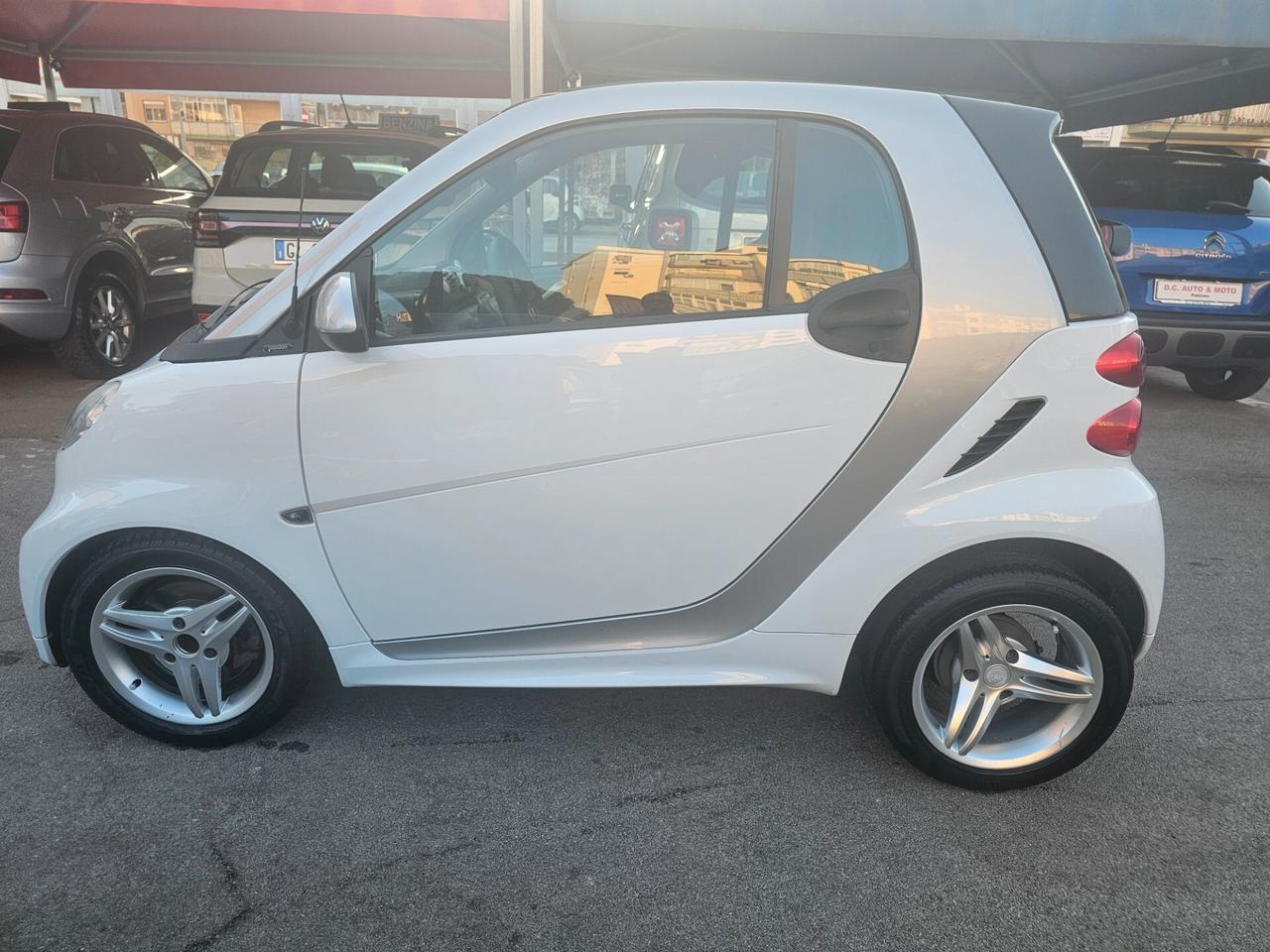 Smart ForTwo 1000 52 kW MHD 71CV.Passion.2013