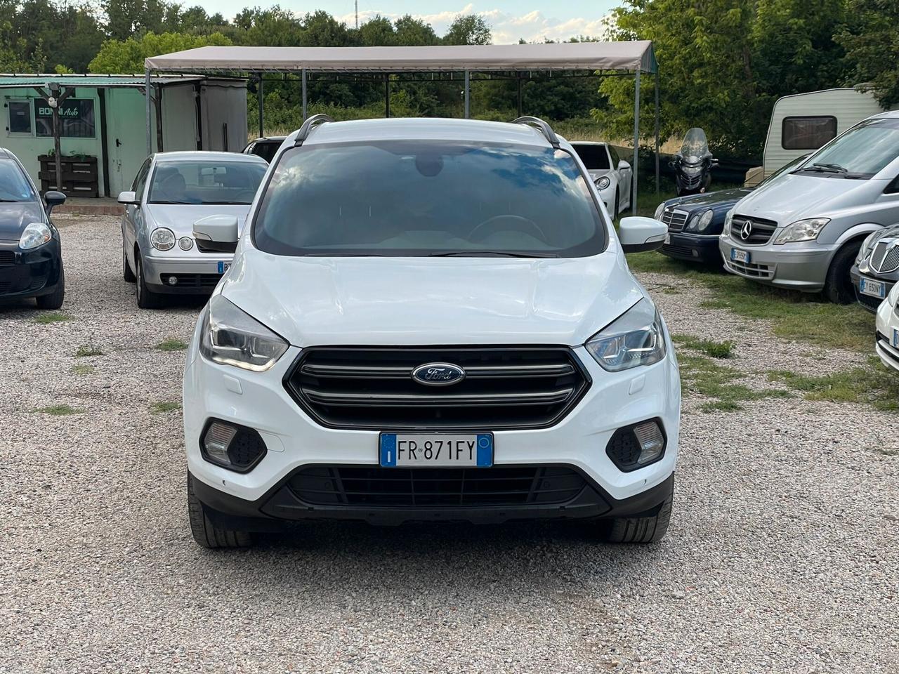 Ford Kuga 1.5 TDCI 120 CV S&S 2WD Business