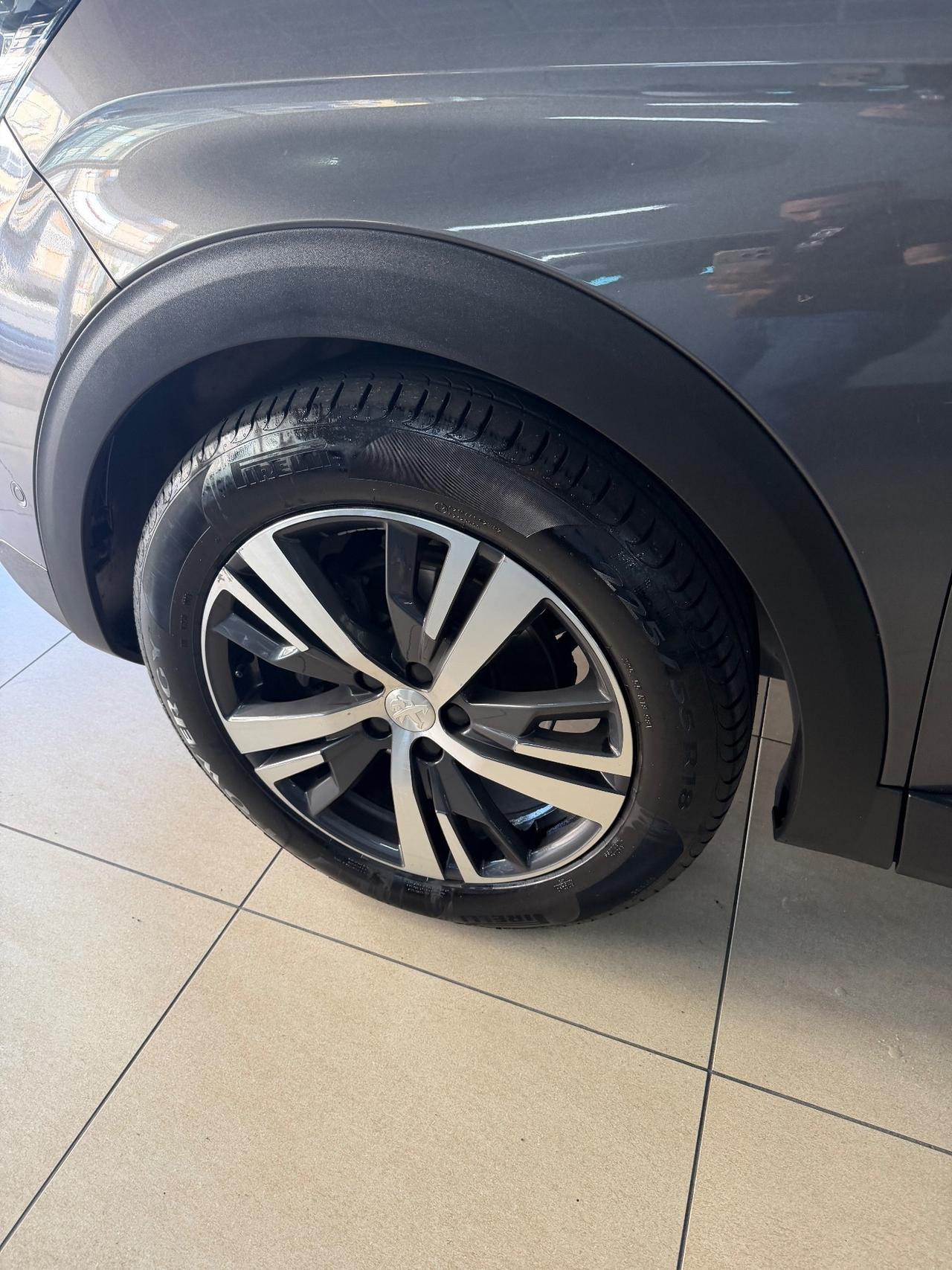 Peugeot 3008 BlueHDi 130 S&S EAT8 Active Pack