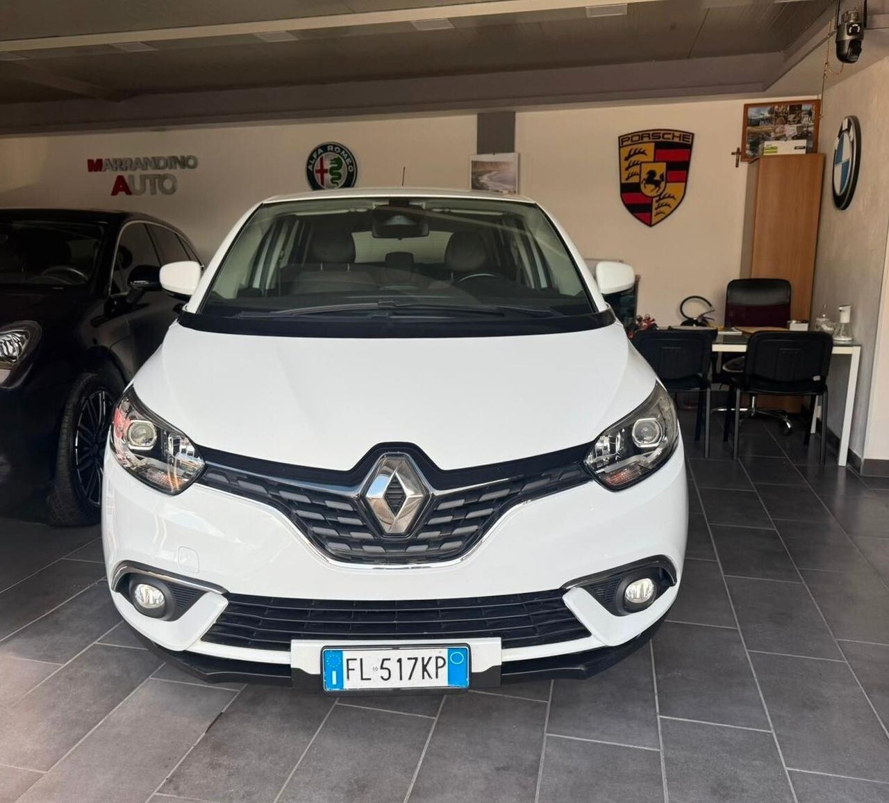 Renault Scenic Scénic dCi 8V 110 CV EDC Energy Bose