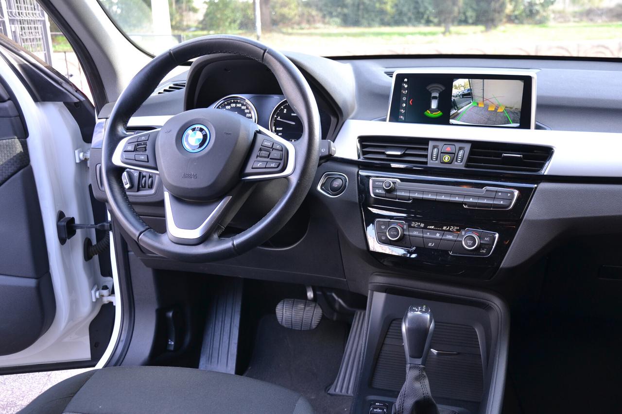 Bmw X1 25e X-DRIVE HYBRID PLUG-IN NAVI+FULL LED+RCAM+PDC+