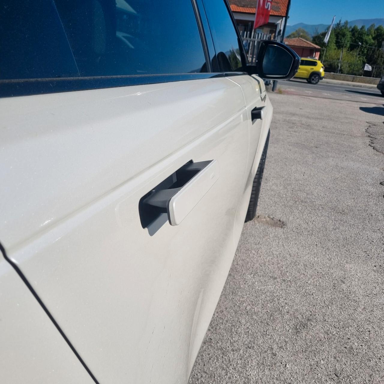 Land Rover Range Velar 3.0D V6 300 CV R-Dynamic