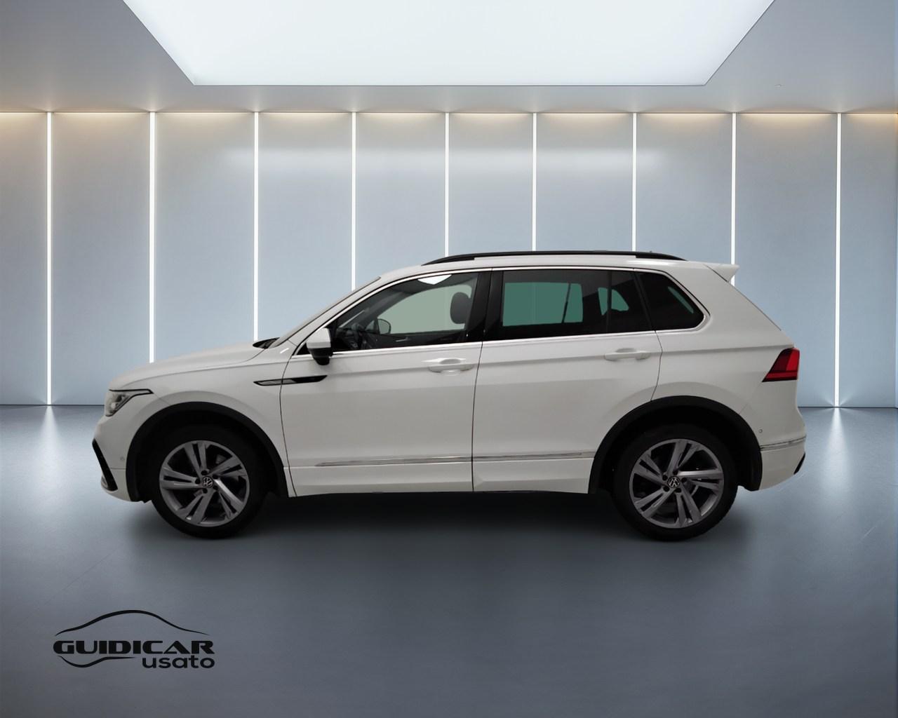 VOLKSWAGEN Tiguan II 2021 - Tiguan 2.0 tdi R-Line 4motion 150cv dsg