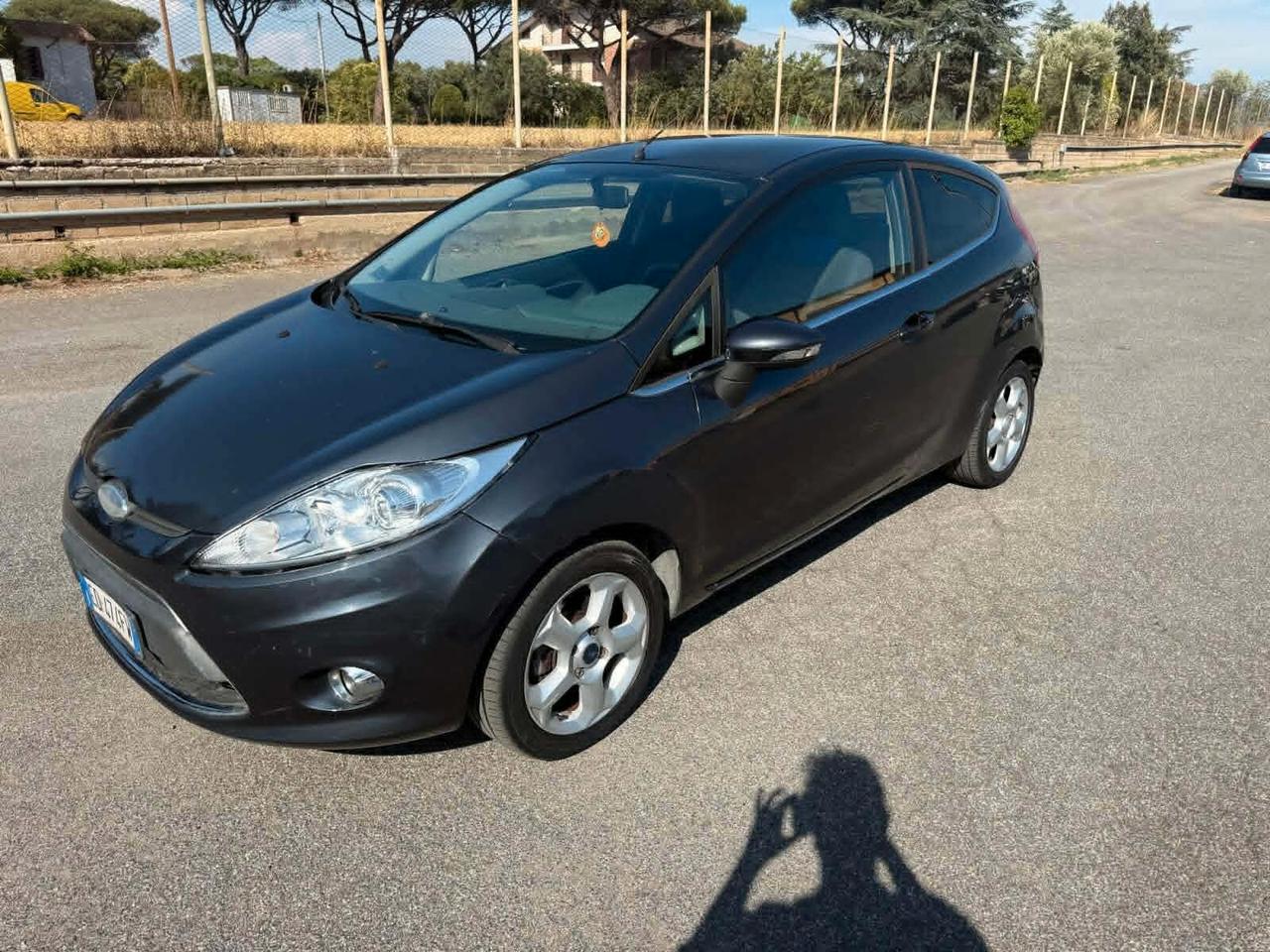 Ford Fiesta 1.4 3 porte Bz.- GPL Titanium