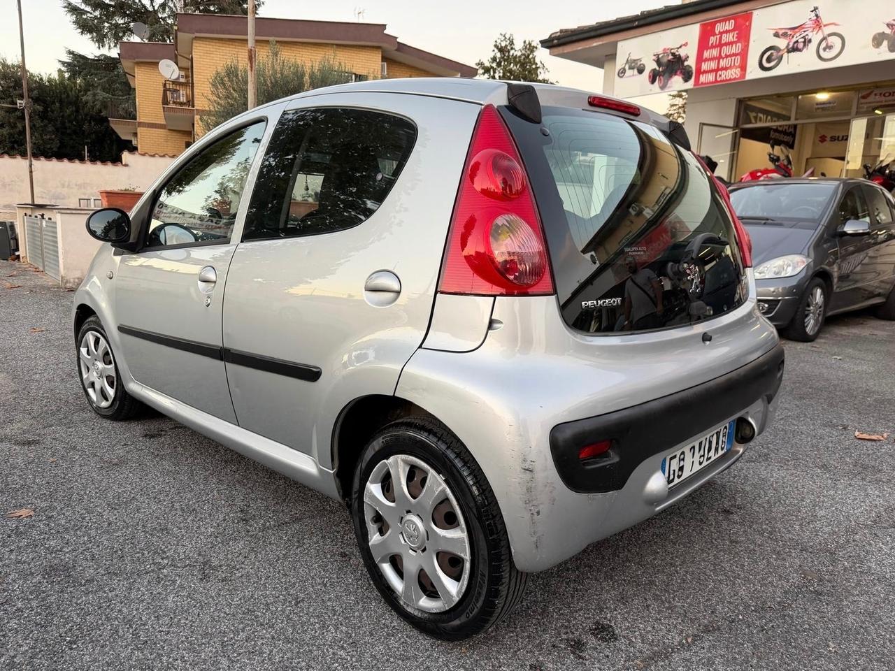 Peugeot 107 1.0 68CV 5p. Plaisir