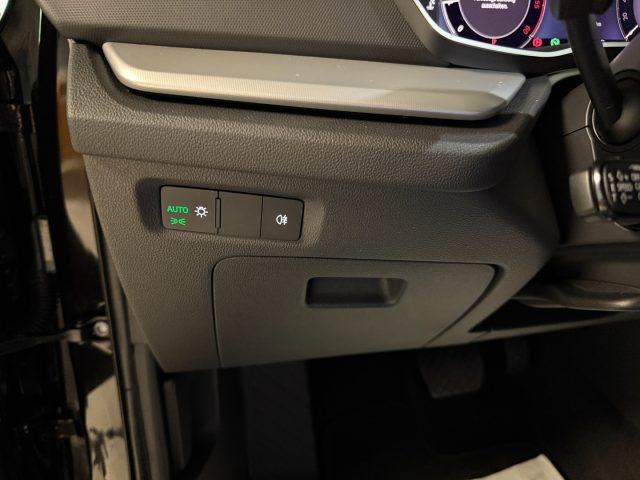SKODA Octavia 2.0 TDI DSG Selection LED ACC DAB+ Smart Link