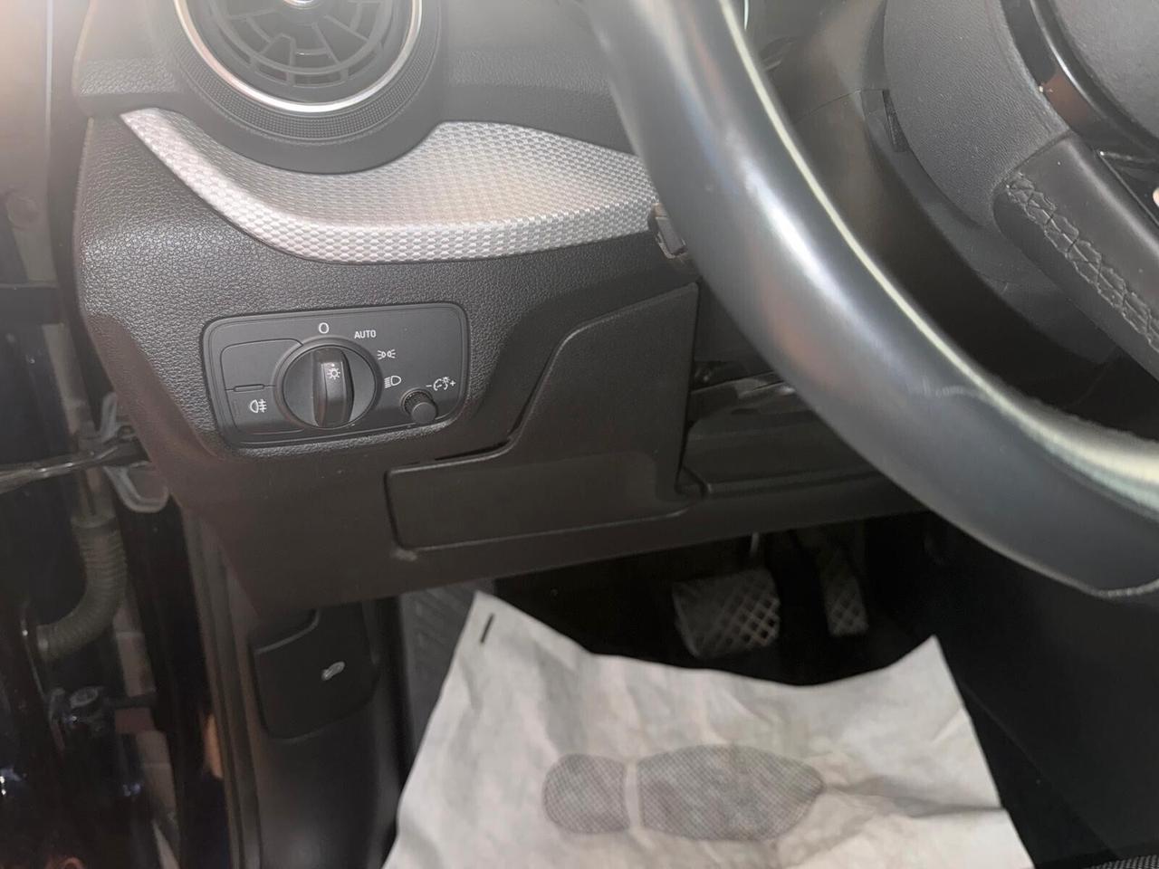 Audi Q2 35 TDI quattro S tronic Admired