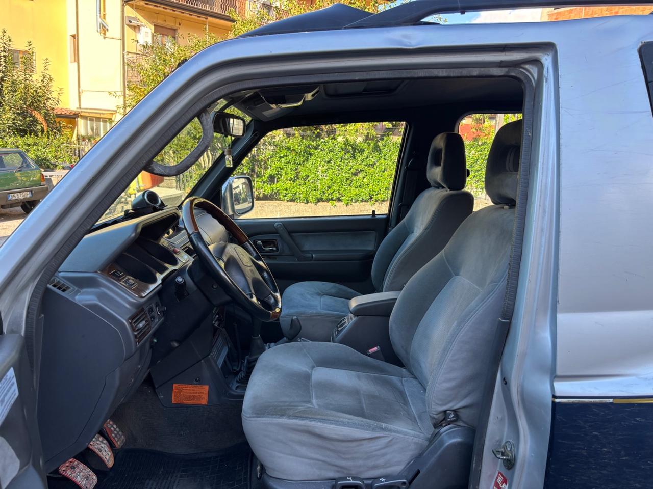 Mitsubishi Pajero 2.5 TDI Metal-top S.S. GLS Target